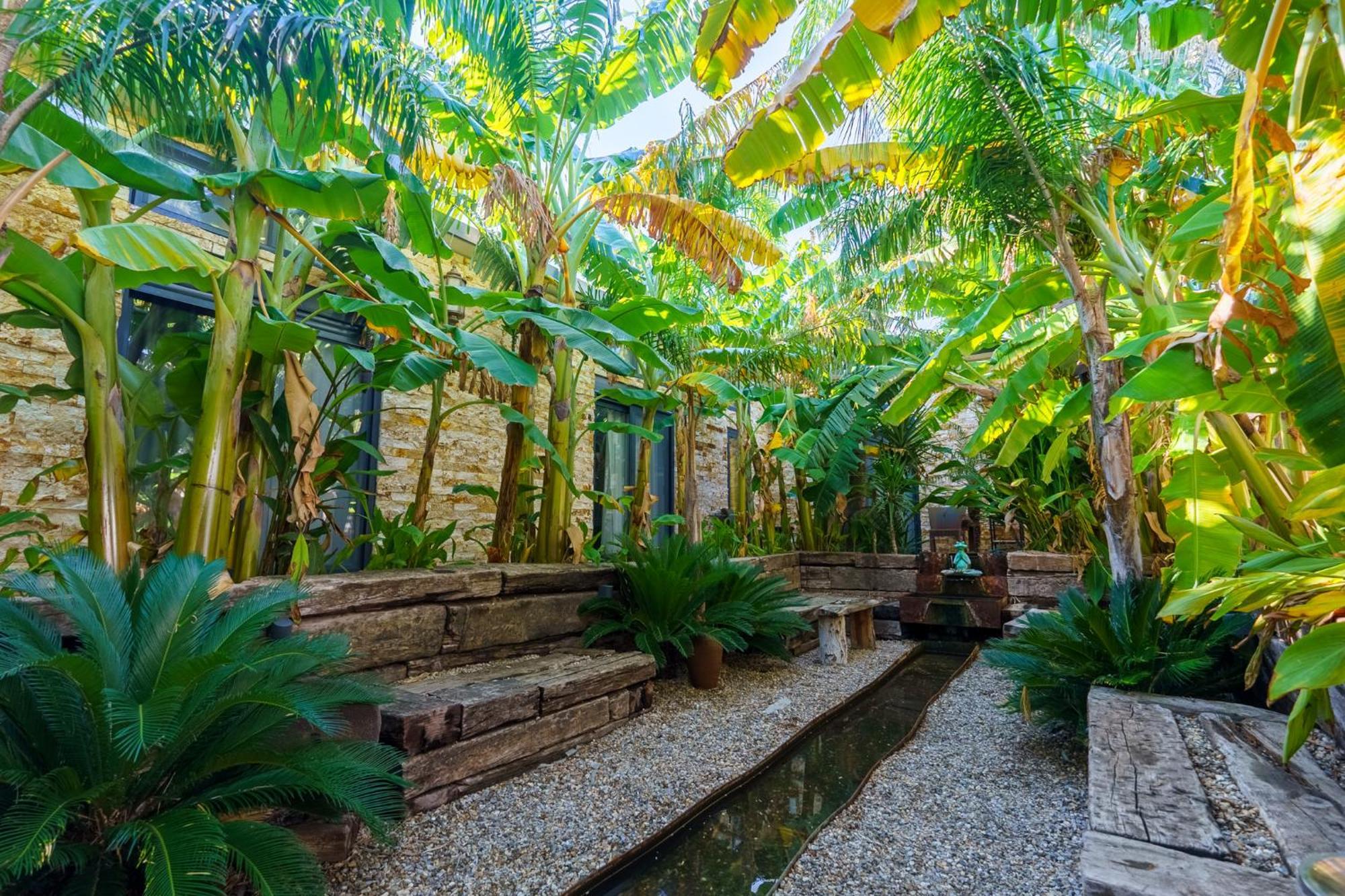 Alacati Aura Plus İzmir Luaran gambar