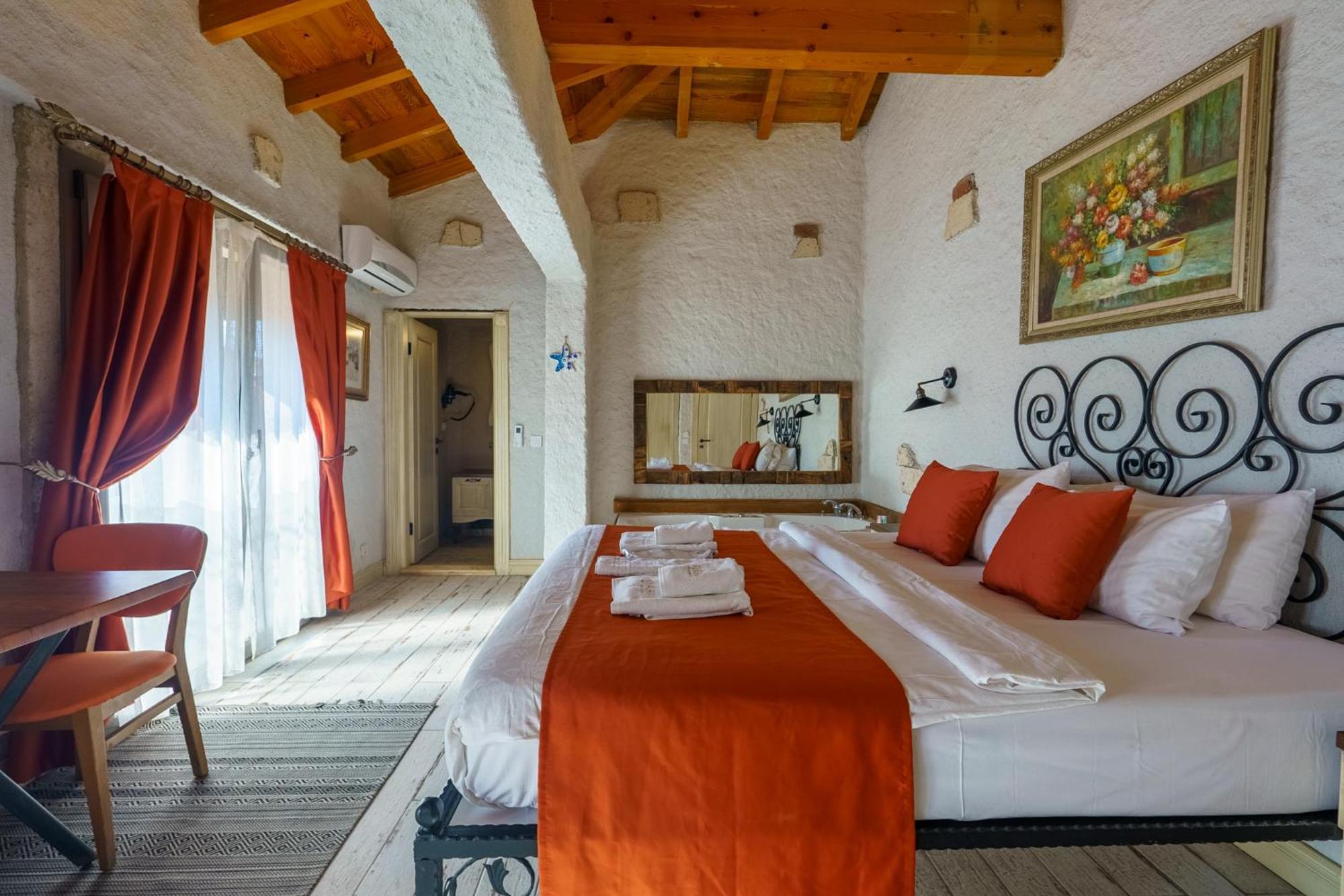 Alacati Aura Plus İzmir Luaran gambar