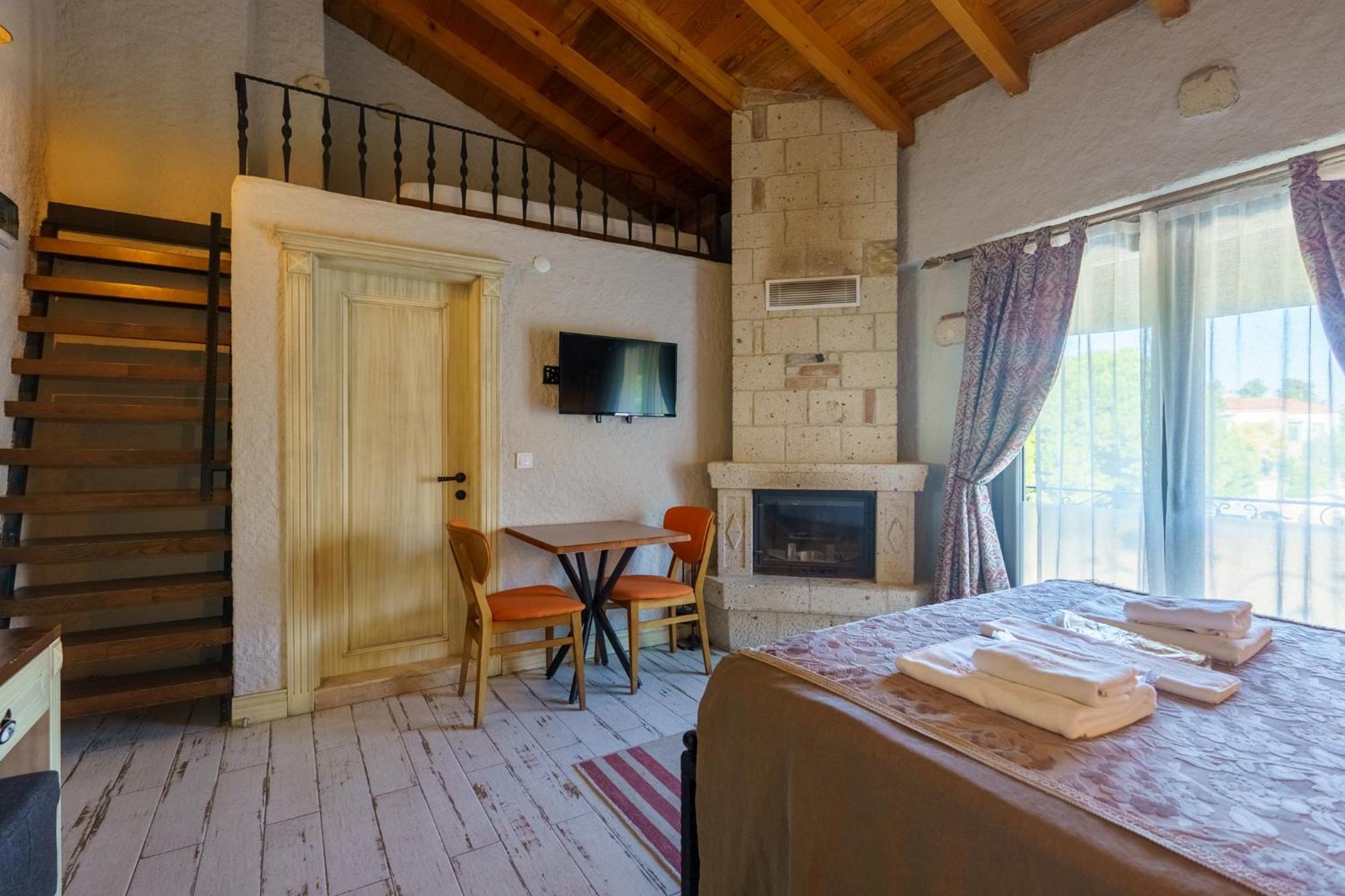 Alacati Aura Plus İzmir Luaran gambar